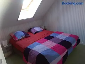 Appartement ds résidence privée avec parking privé - Image 2