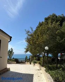 Lovely house with amazing sea view - Image 2
