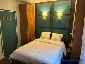 Logement entier : appartement - Saint-Cloud, France - Image 1