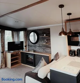 Hillingworth's Hot Tub Retreat - Lochmaben - Image 5