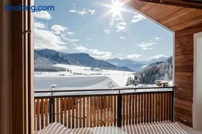 Silent Luxury Chalet LAIET - Image 1
