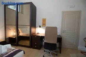 Superior Room - Smart Working - 100m from center - Image 4