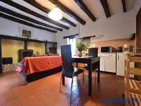 Quaint Home in Berbiguières, Valley of the Castles at 15min - Image 4