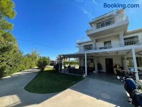 Lefkada Beach Villa - Image 2