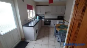 Townhouse 3 Barrow Lane - Image 2