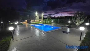 CASA AMORE Exclusive with pool - Image 3