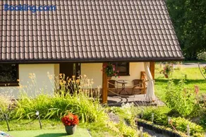 Brzozowy Zagajnik MK - Prywatny Domek, Relaks, Mini Golf i Natura - Image 1