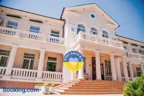 Arcadia Plaza Hotel - Image 2