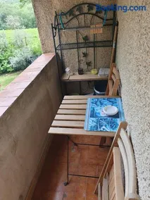 Les Marronniers Charmant petit appartement a La Tour d'Aigues Vaucluse - Image 1