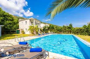 Ormos Beach House - Image 4