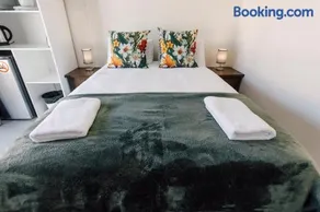 Cornerstone Guesthouse Drostdy - Image 2