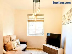 Family Stylish &Modern 3bedr Gem - Image 1