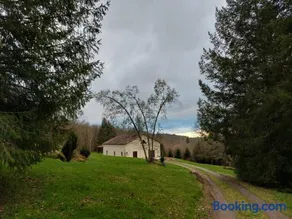 "Le petit bonheur" Gîte 4 - 12 personen met privé vijver van 2Ha - Image 2