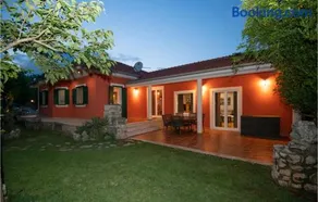 Three-Bedroom Holiday Home In Grubine - Image 2