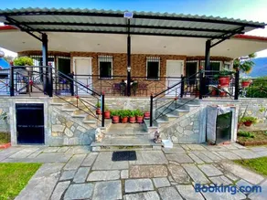 Vienta Blue Apartment - Image 1