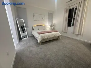 Ali's home - Image 3