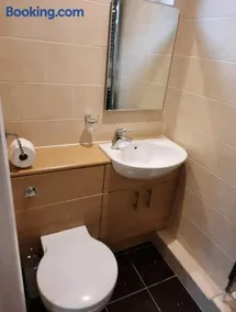 Double Room with ensuite close to silverstone - Image 3