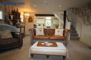 Mr Ralphs Cottage - Image 2
