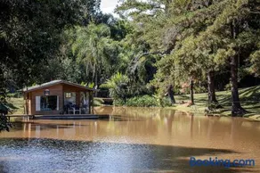 Quinta do Vale: Casa flutuante, 90km de SP - Lago, cascata, piscina, tranquilidade - Image 4