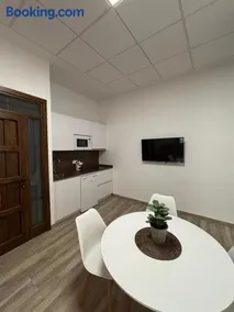Loft Plaza - Image 4