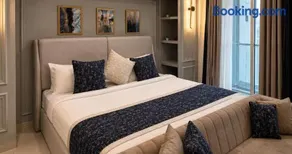 Elysium Serviced Apartment - Image 2