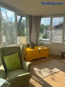 Casa Enjoy the Ride Aproape de autostradă și totuși în mijlocul naturii, loc deosebit de liniștit cu parcare privată gratuită - Image 4