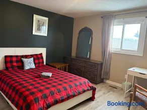 Grove Haven Retreat Budget Rooms for Workers Retirees, and Couples in Central Barrie - Image 1