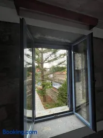 Kontias stonehouses - Image 2