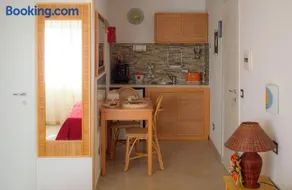 B&B Sunshine - Image 5