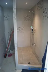 Lloret Apartments - Image 2