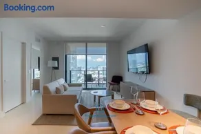 Apartment in New Luxury Condo in Downtown - Image 4