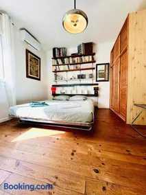 T2 cosy avec jardin privé et terrasses au calme - Image 3