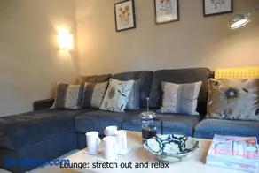 High Street Apartment - Image 5