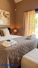 Bed en breakfast Suite 8 - Image 2