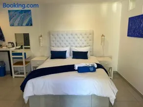 Villa La Sola B&B and Self-Catering - Image 2