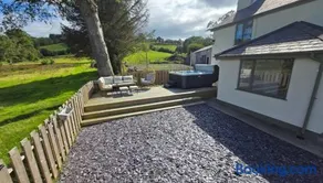 Cwm Uchaf Holiday Home, hot tub and horse view! - Image 3