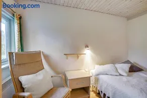 Well-Designed House In Scenic Surroundings - Image 3