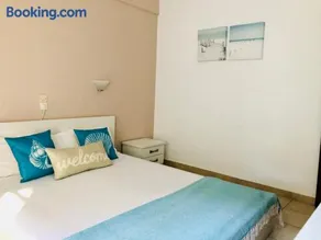 Hotel George - Image 2
