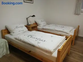 21a Comfortable Studio - Image 1