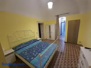 Sweet Home - Image 1