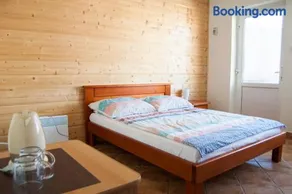 Bed and Bread - Image 2