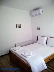 Guesthouse White Margarit - Image 4