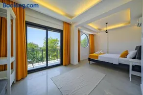 Arıcı evi delux luxury villa with indoor and outdoor pool - Image 2