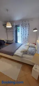 Rose Apartments - Image 4