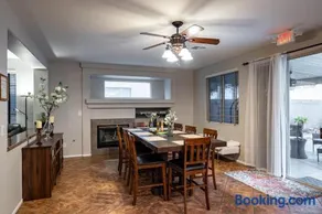 5BR 3BA Family friendly entire home w pool, spa, games, tvs, and more - Image 5