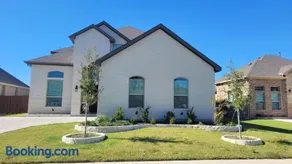 Beautiful Modern & Luxury House - Image 2