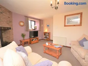 2 Bed in Newton Abbot oc-61775 - Image 3