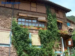 Comfortable Apartment in Robledillo de Gata with Balcony and View - Image 5