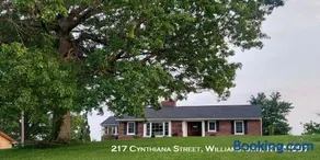 4BR Home - Pool, hot tub pet friendly by ARK Experience - Image 1