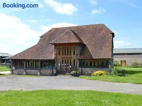 Romden Barn - Image 1